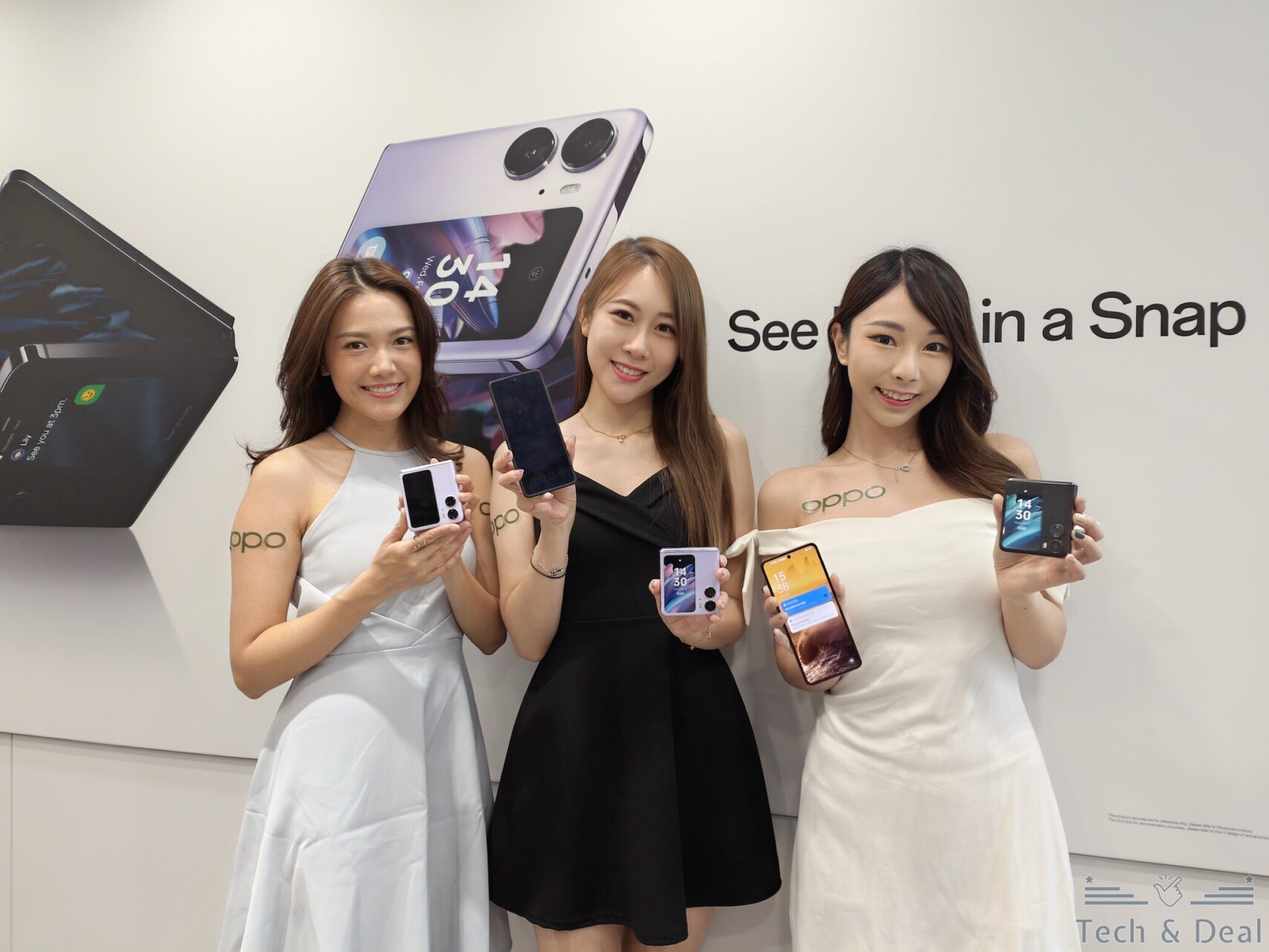 oppo find n2 flip event photo